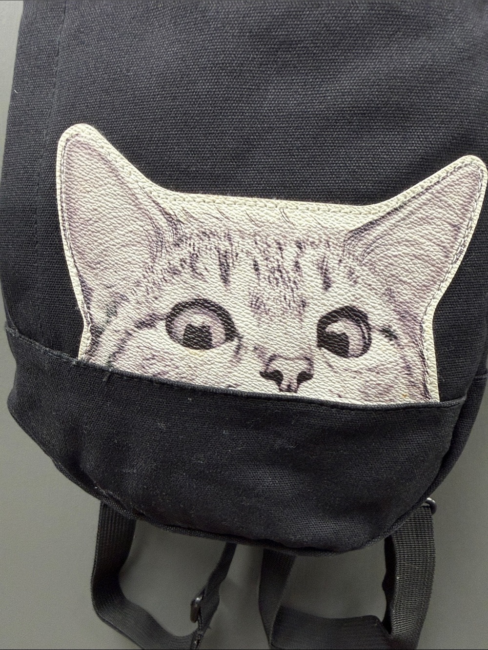 Black Cat Peek-A-Boo Sling Backpack - Cute Cat Design - Picture 2 of 8
